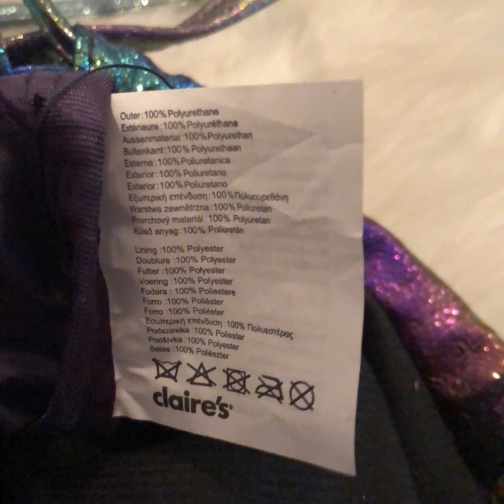 Claire’s Drawstring Backpack - Picture 4 of 5